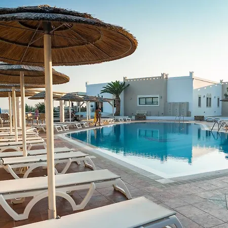 Kavuras Village & 4*