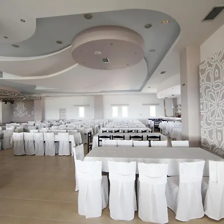 Otel Kavuras Village & Agios Prokopios (Naxos)