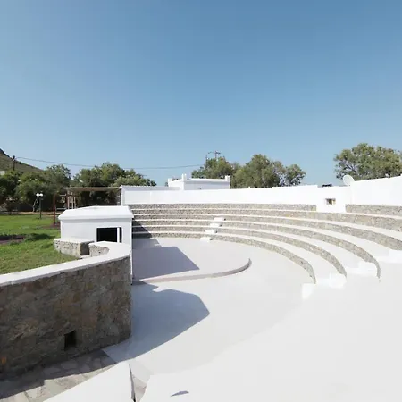 Kavuras Village & 4* Agios Prokopios (Naxos)