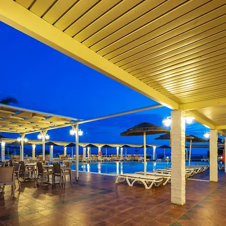 Kavuras Village 4*
