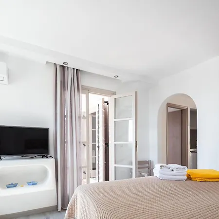 Kavuras Village & איוס פרוקופיוס