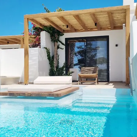 Kavuras Village & Agios Prokopios (Naxos)