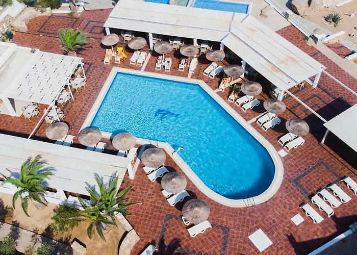 Hotel Kavuras Village &