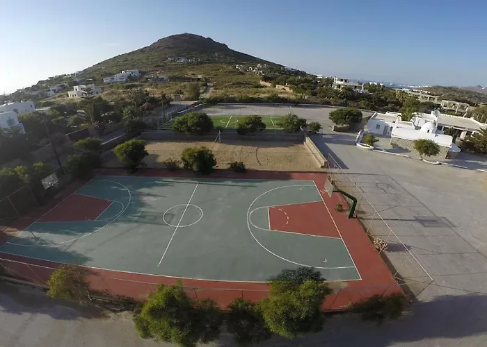 Kavuras Village & 4* Agios Prokopios (Naxos)