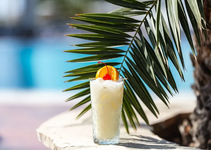 Hotel Kavuras Village & 4*